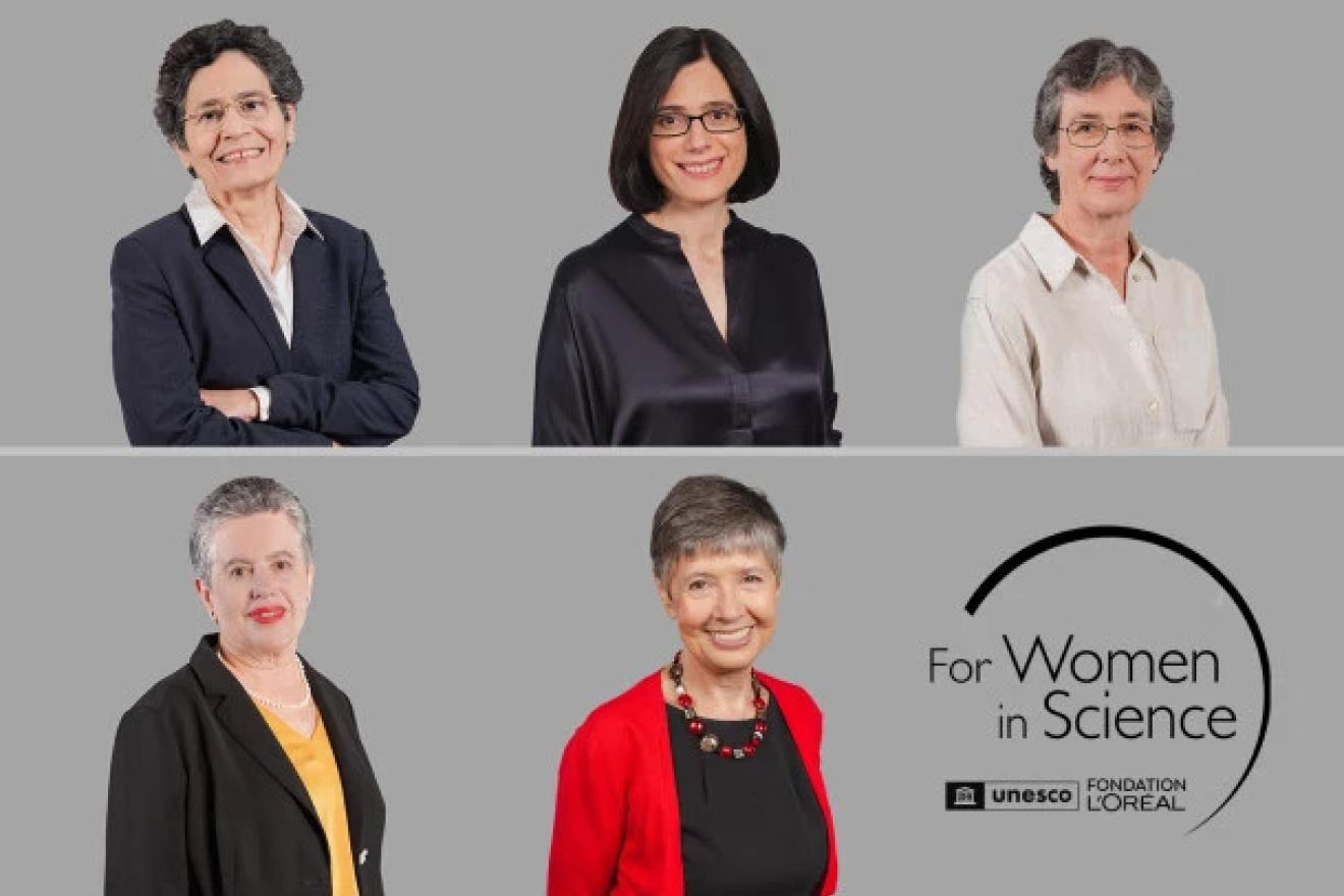 Фото пяти женщин